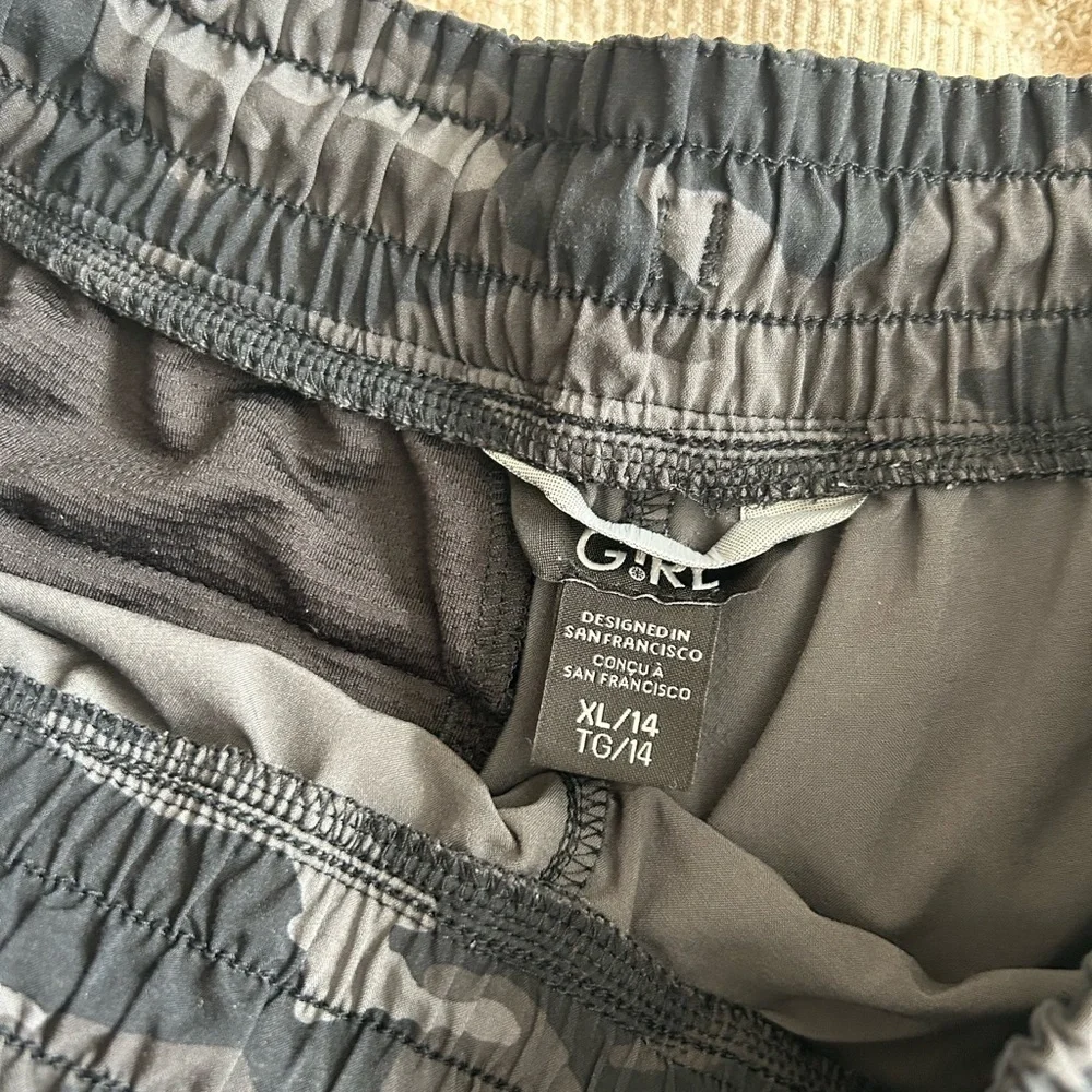 ATHLETA Girl All Play Camo Shorts XL